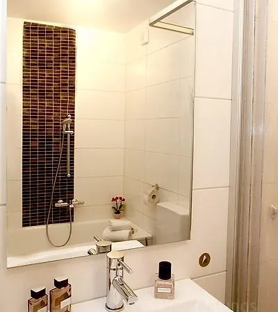 Ferienwohnung Cedric アパート *